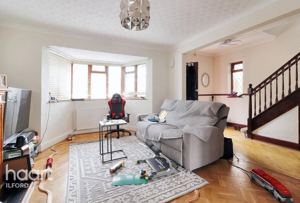 3 bed End of Terrace for rent in Ilford. From haart - Ilford
