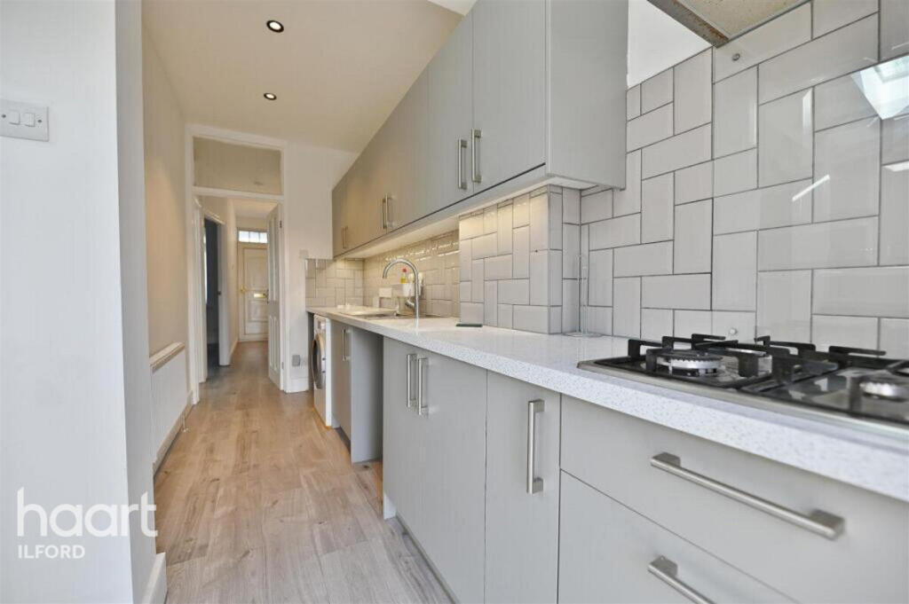 3 bed Mid Terraced House for rent in Ilford. From haart - Ilford 3 bed Mid Terraced House for rent in Ilford. From haart - Ilford