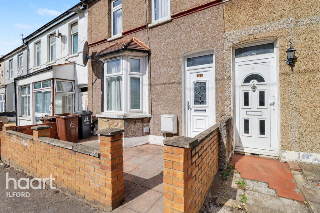 2 bed Mid Terraced House for rent in Barking. From haart - Ilford