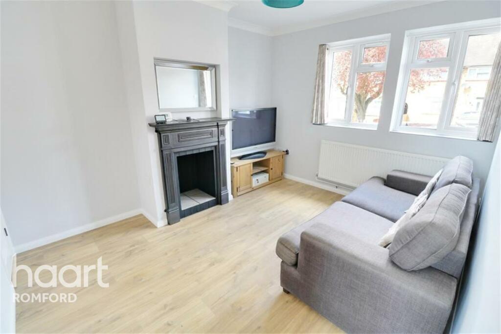 1 bed Bungalow for rent in South Weald. From haart - Romford 