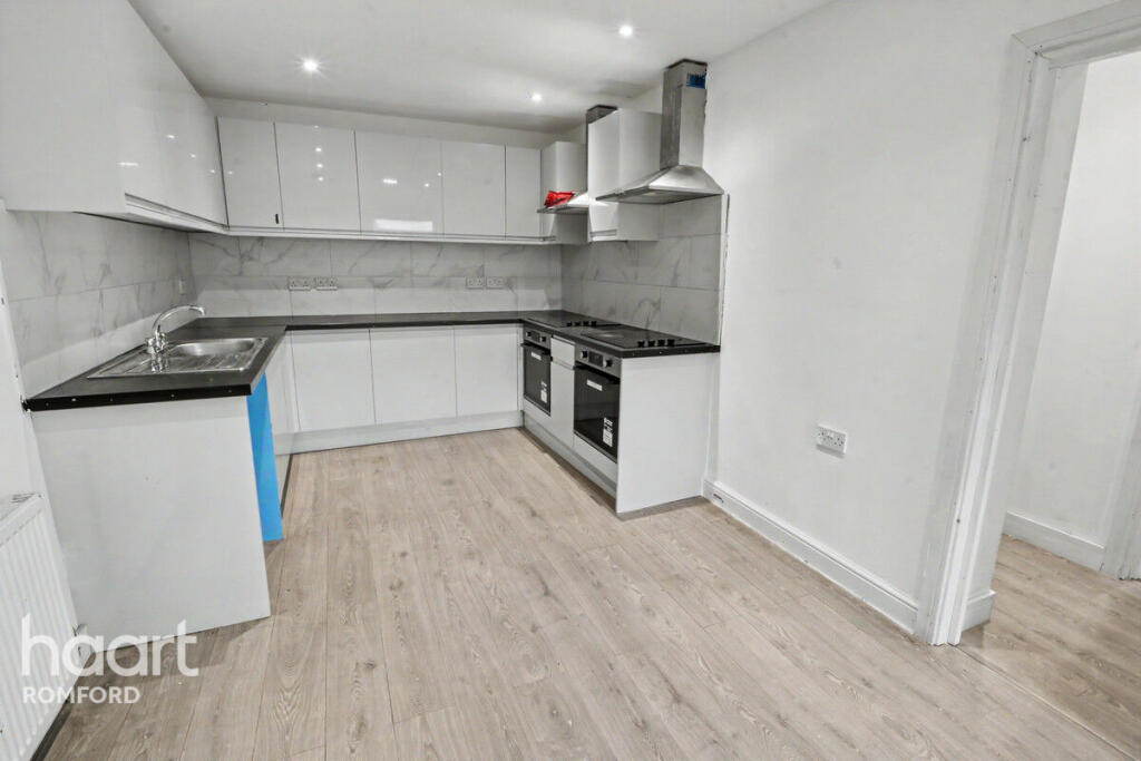 6 bed Semi Detached for rent in Romford. From haart - Romford 6 bed Semi Detached for rent in Romford. From haart - Romford