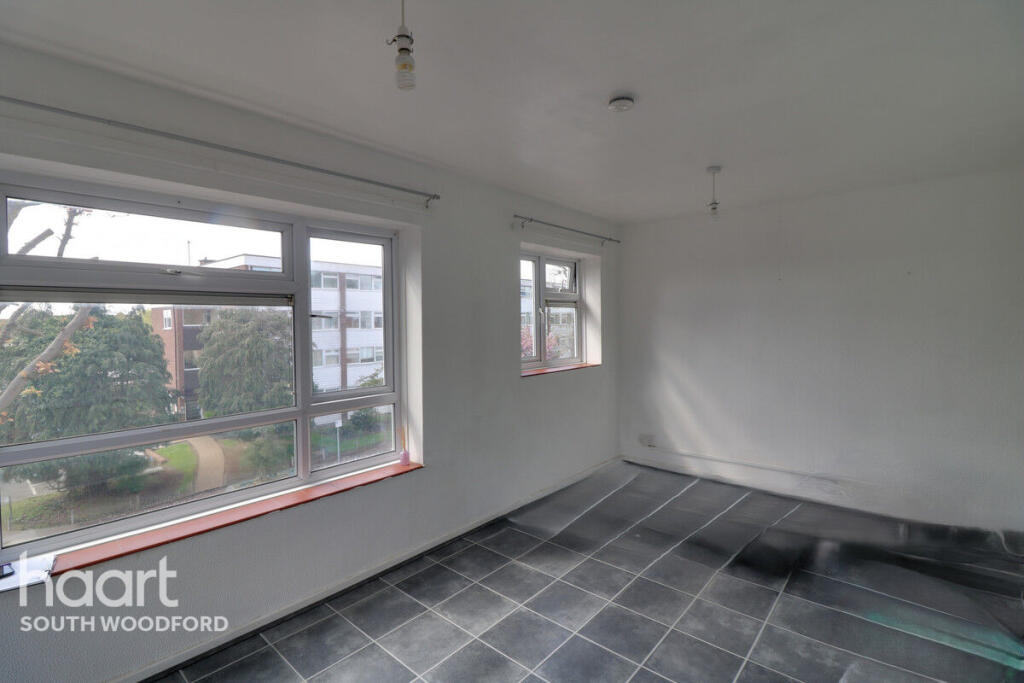 2 bed 1st Floor Flat for rent in Walthamstow. From haart - South Woodford