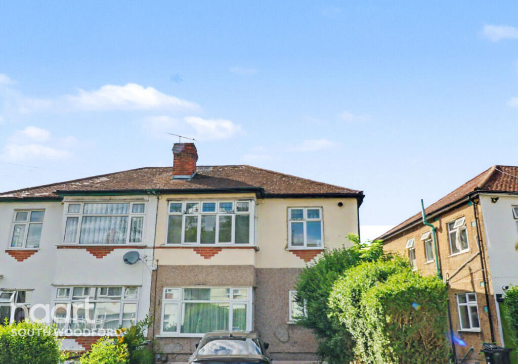 2 bed 1st Floor Flat for rent in Woodford. From haart - South Woodford