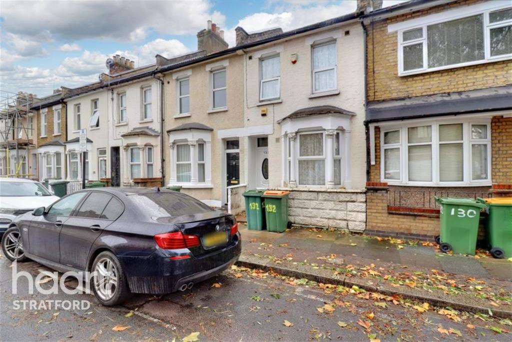 2 bed Mid Terraced House for rent in Stratford. From haart - Stratford
