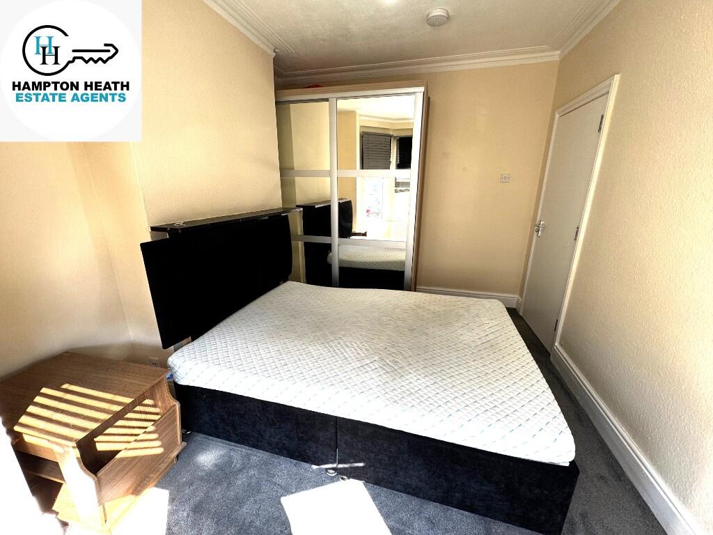 1 bed Mid Terraced House for rent in Woodley. From Hampton-Heath - Staines-upon-Thames 1 bed Mid Terraced House for rent in Woodley. From Hampton-Heath - Staines-upon-Thames