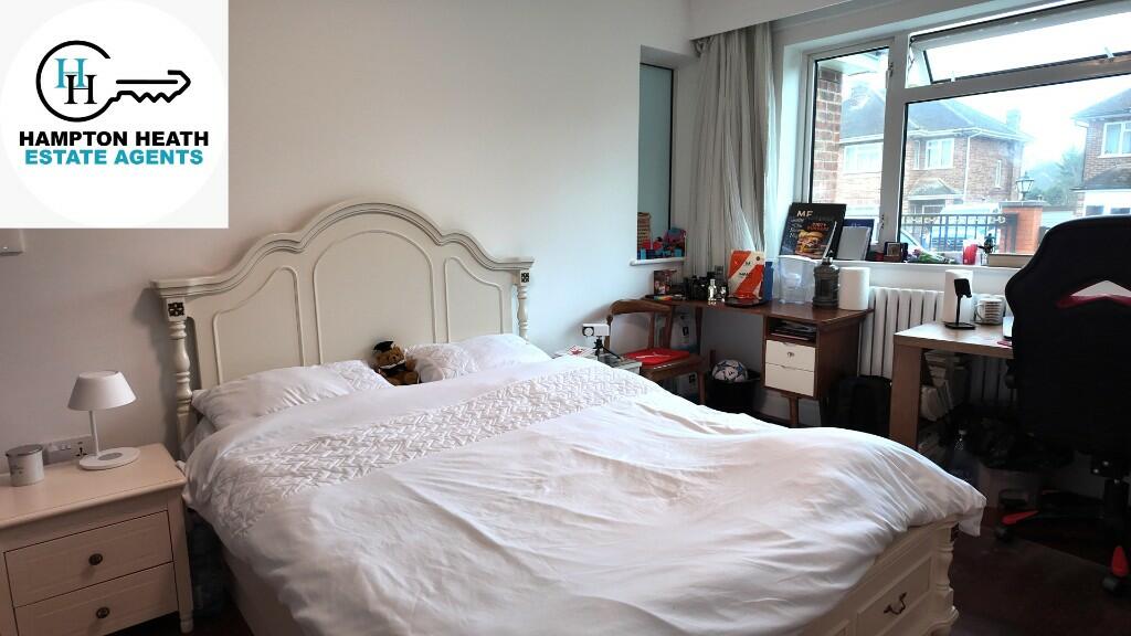1 bed House Share for rent in Egham. From Hampton-Heath - Staines-upon-Thames
