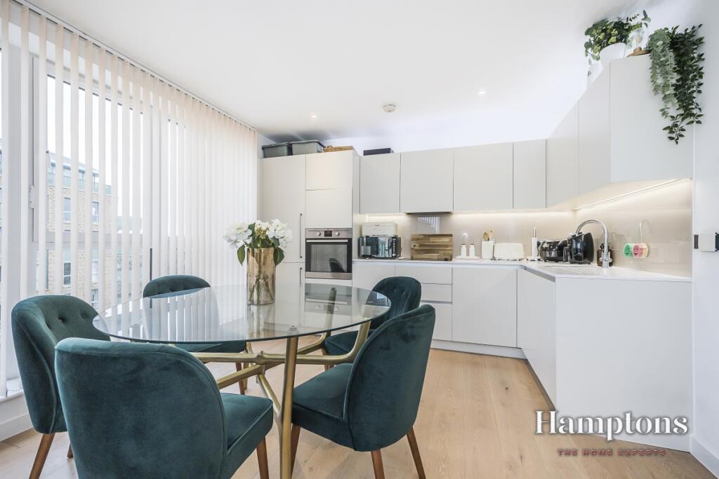 2 bed 1st Floor Flat for rent in Greenwich. From Hamptons - Blackheath