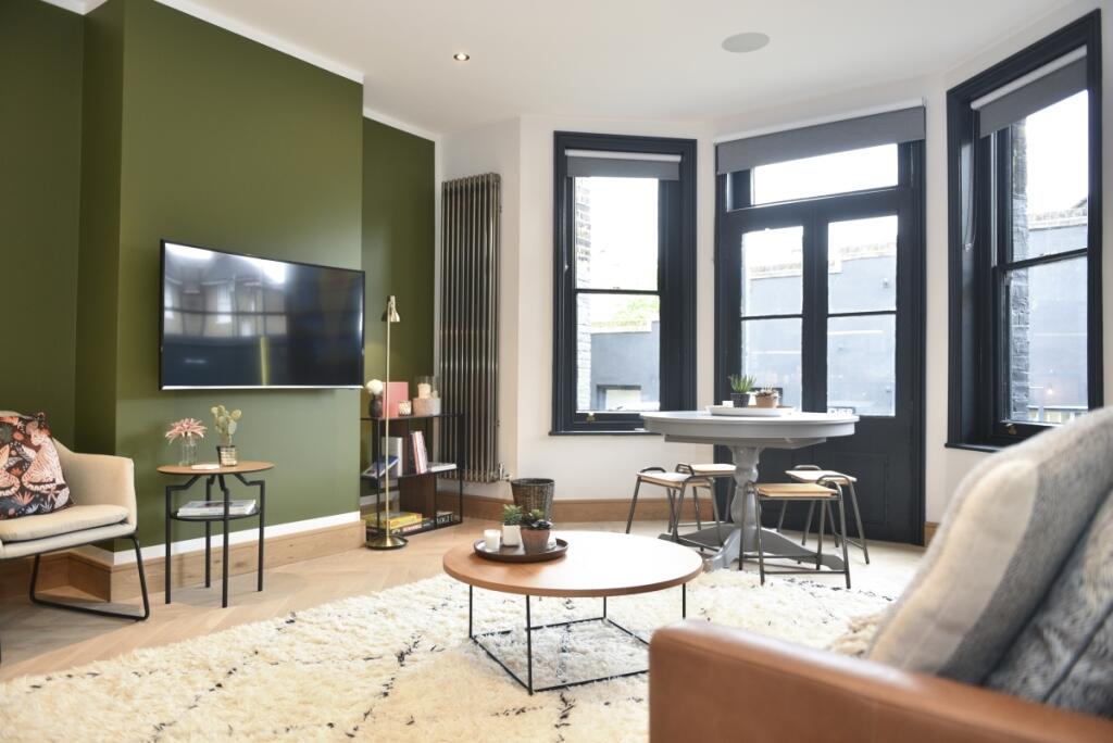 2 bed 1st Floor Flat for rent in Lewisham. From Hamptons - Blackheath