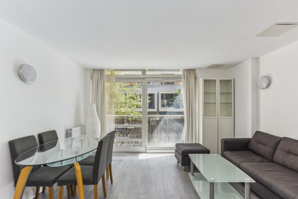 1 bed Apartment for rent in Poplar. From Hamptons - Canary Wharf 1 bed Apartment for rent in Poplar. From Hamptons - Canary Wharf