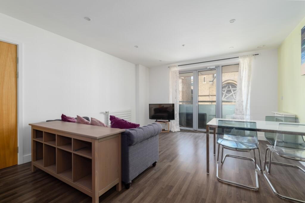 2 bed Apartment for rent in West Ham. From Hamptons - Canary Wharf