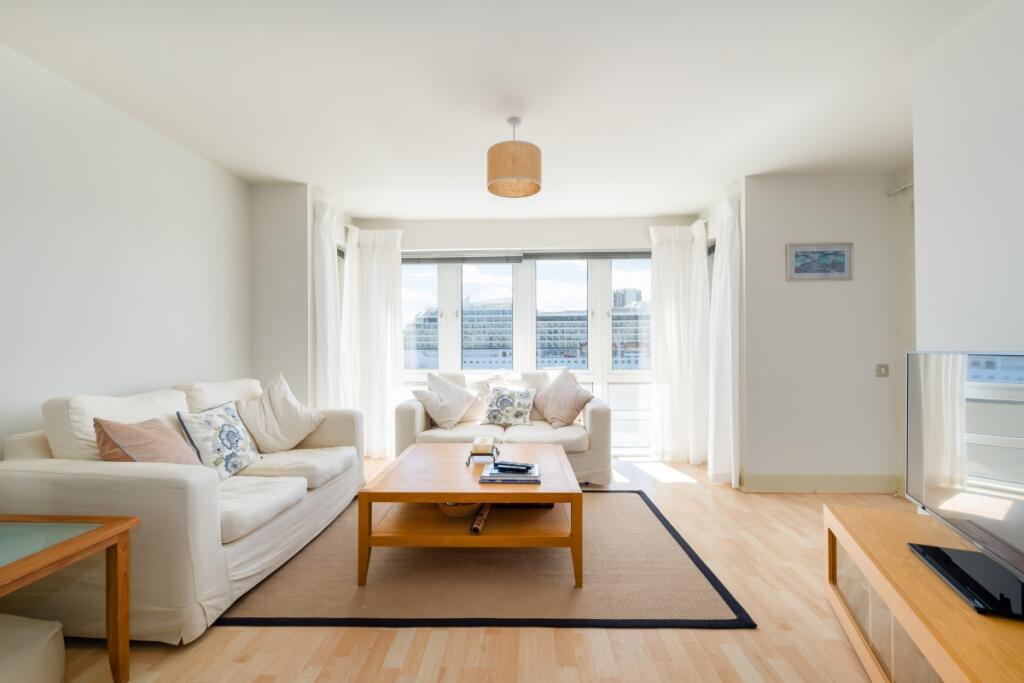 2 bed Apartment for rent in Poplar. From Hamptons - Canary Wharf 2 bed Apartment for rent in Poplar. From Hamptons - Canary Wharf