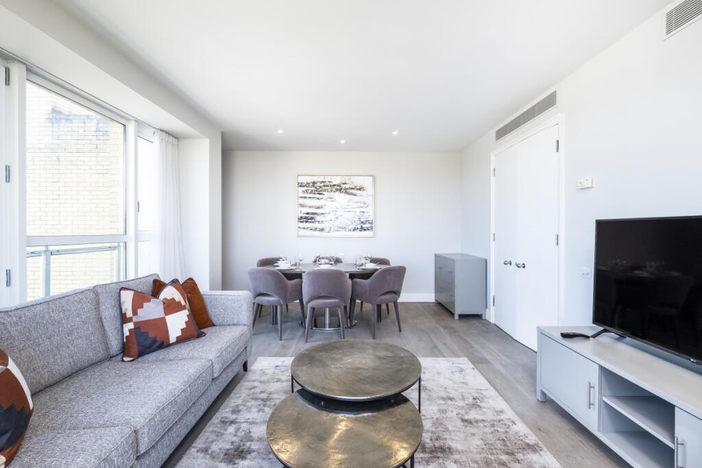 2 bed Apartment for rent in Poplar. From Hamptons - Canary Wharf