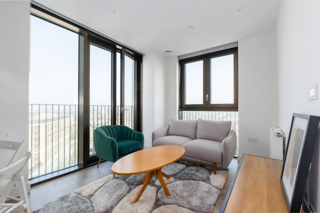 2 bed Apartment for rent in West Ham. From Hamptons - Canary Wharf