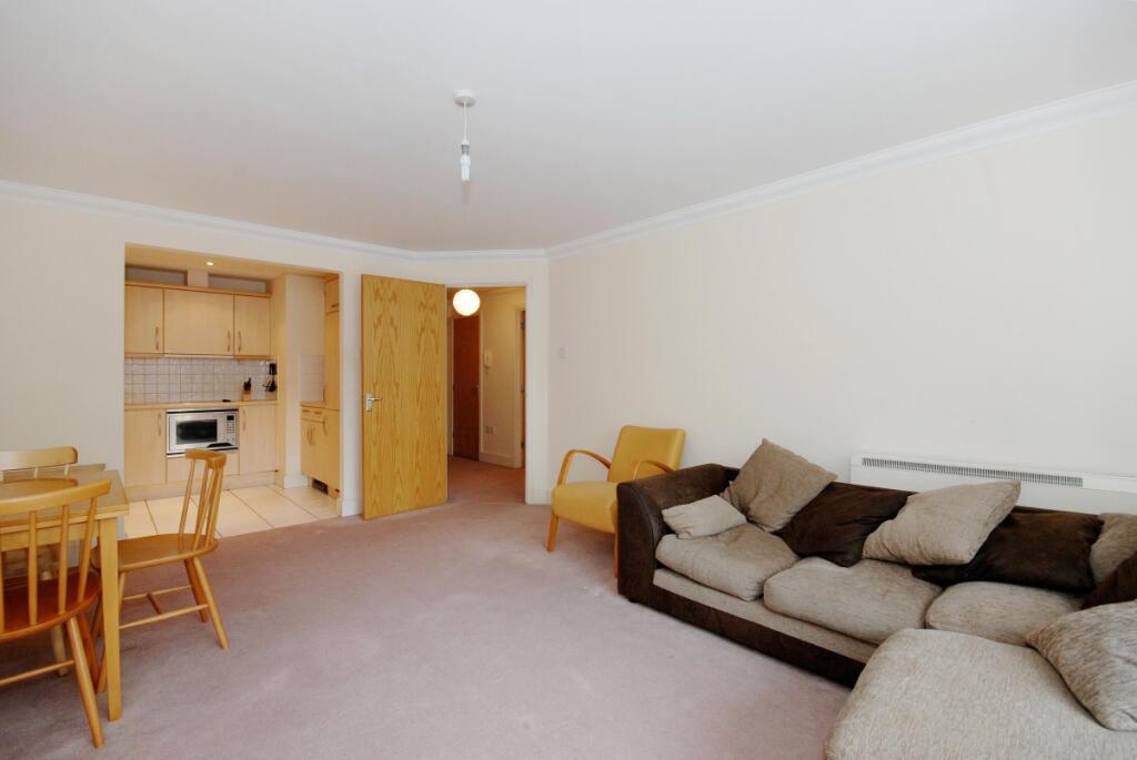 1 bed 1st Floor Flat for rent in Chelsea. From Hamptons - Chelsea
