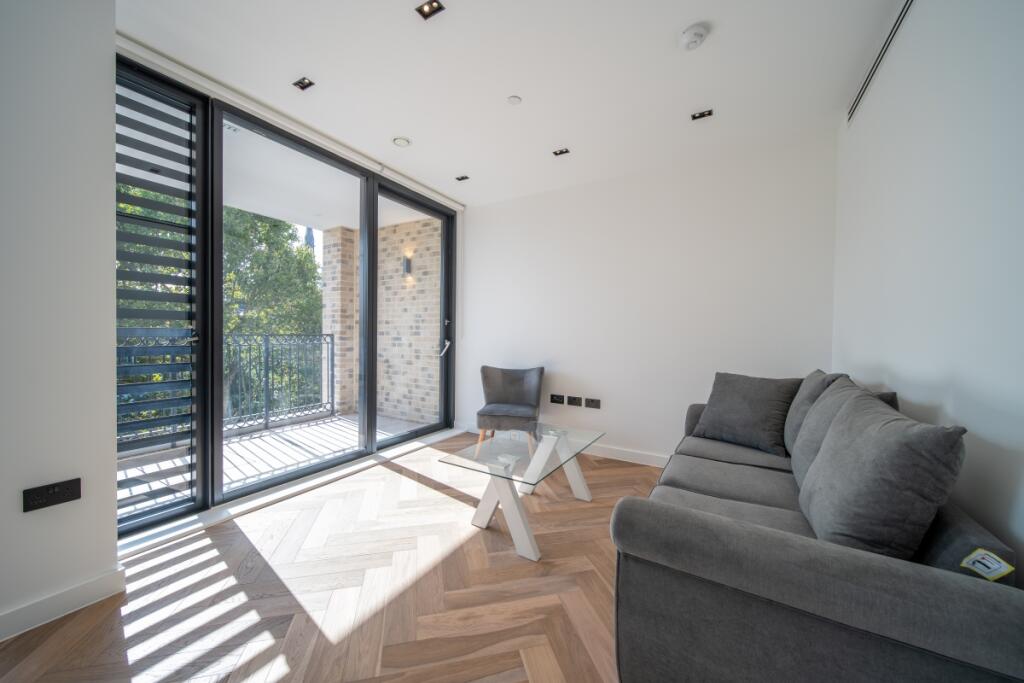 3 bed Apartment for rent in Kensington. From Hamptons - Chelsea