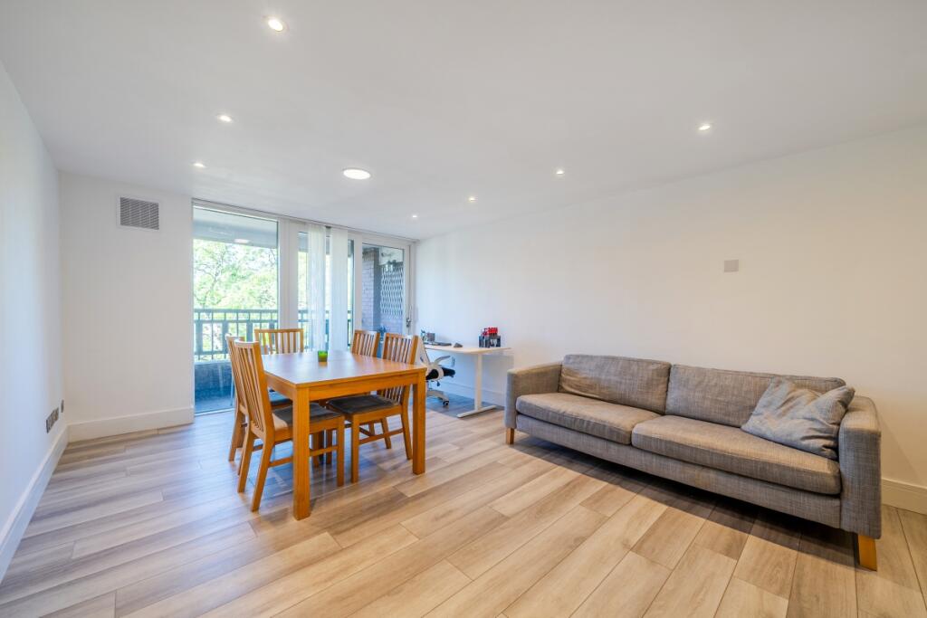 2 bed Apartment for rent in Chelsea. From Hamptons - Chelsea