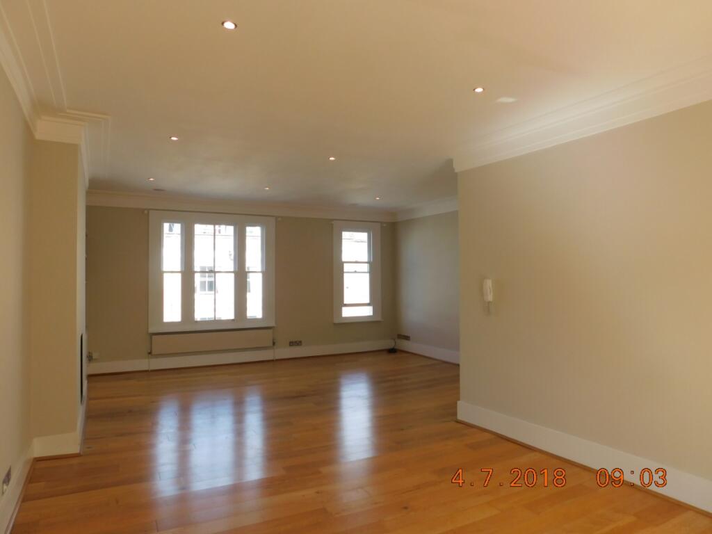 3 bed 1st Floor Flat for rent in Kensington. From Hamptons - Chelsea