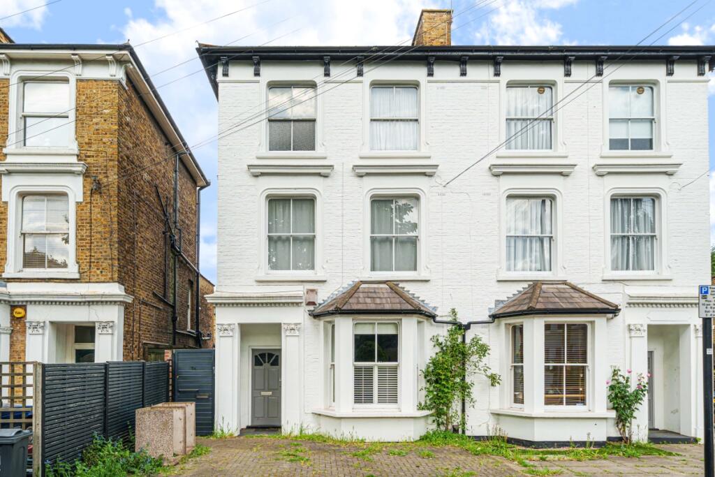 1 bed Annexe for rent in Chiswick. From Hamptons - Chiswick