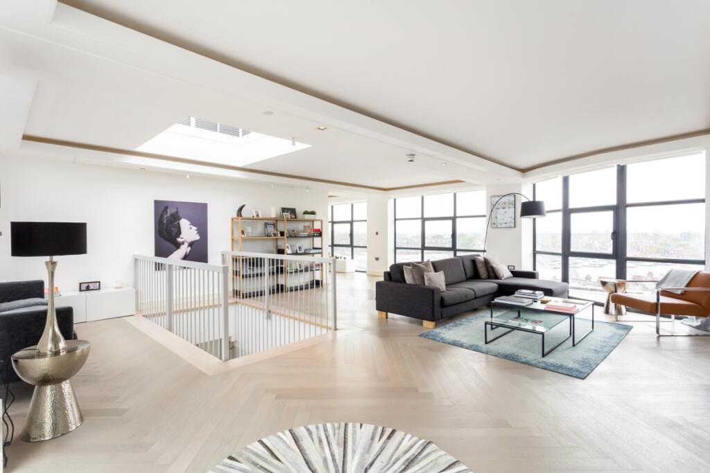 4 bed Penthouse for rent in Acton. From Hamptons - Chiswick 4 bed Penthouse for rent in Acton. From Hamptons - Chiswick
