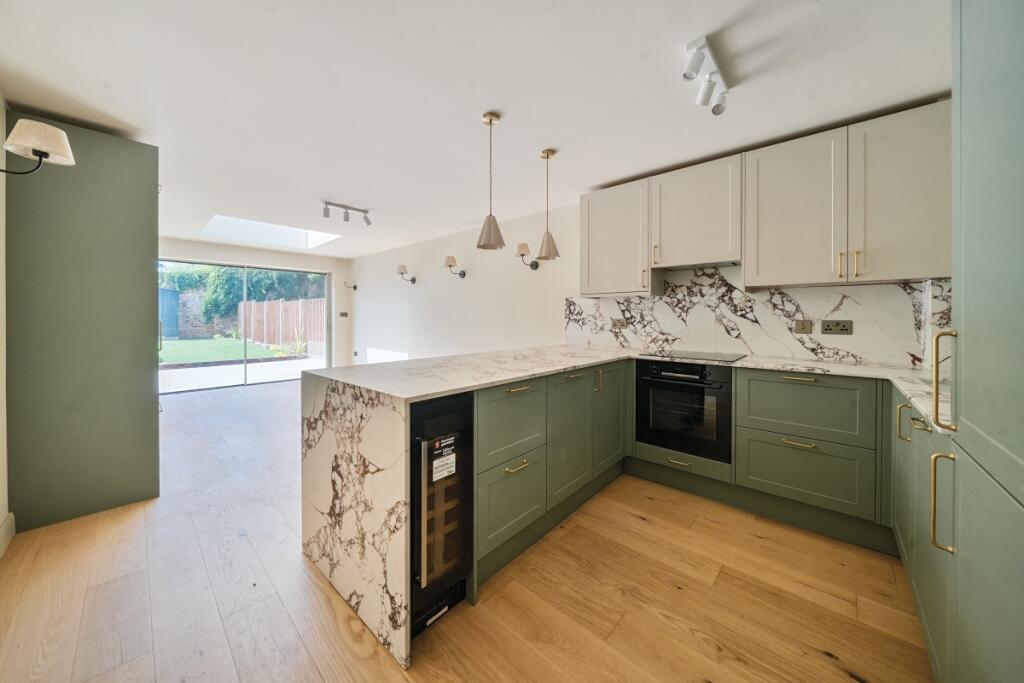 4 bed Mid Terraced House for rent in Chiswick. From Hamptons - Chiswick 4 bed Mid Terraced House for rent in Chiswick. From Hamptons - Chiswick