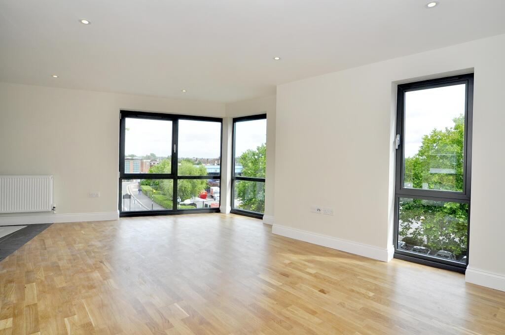 2 bed Apartment for rent in Chiswick. From Hamptons - Chiswick