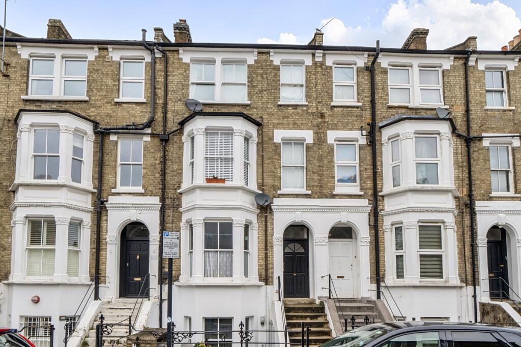1 bed 1st Floor Flat for rent in Hammersmith. From Hamptons - Chiswick 1 bed 1st Floor Flat for rent in Hammersmith. From Hamptons - Chiswick