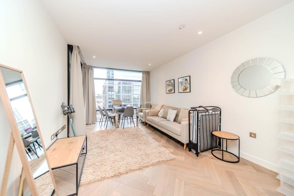 1 bed Flat for rent in London. From Hamptons International Sales - Chiswick