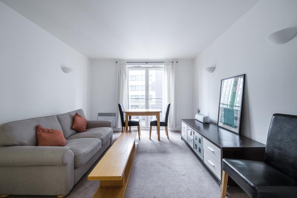 1 bed 1st Floor Flat for rent in Stepney. From Hamptons Lettings - City