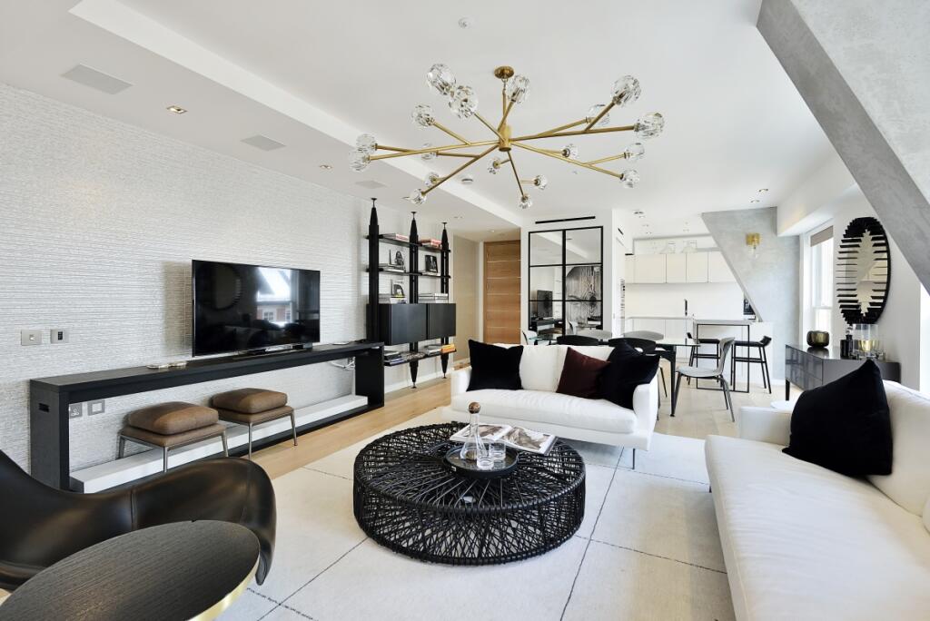 3 bed Apartment for rent in London. From Hamptons Lettings - City 3 bed Apartment for rent in London. From Hamptons Lettings - City