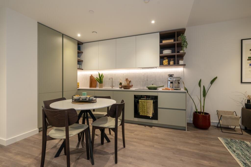 2 bed 1st Floor Flat for rent in . From Hamptons Lettings - City 2 bed 1st Floor Flat for rent in . From Hamptons Lettings - City