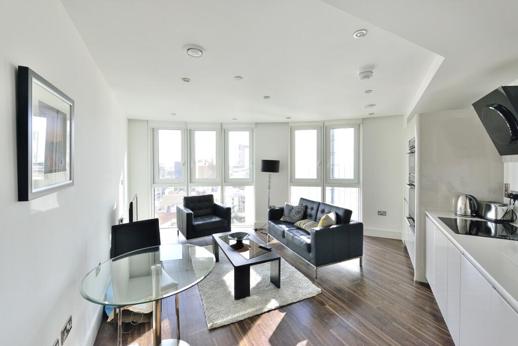 1 bed Apartment for rent in Stepney. From Hamptons Lettings - City
