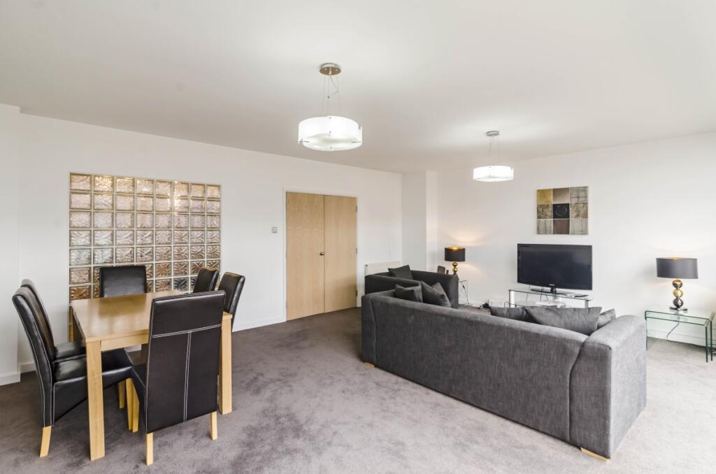 2 bed Apartment for rent in Stepney. From Hamptons Lettings - City