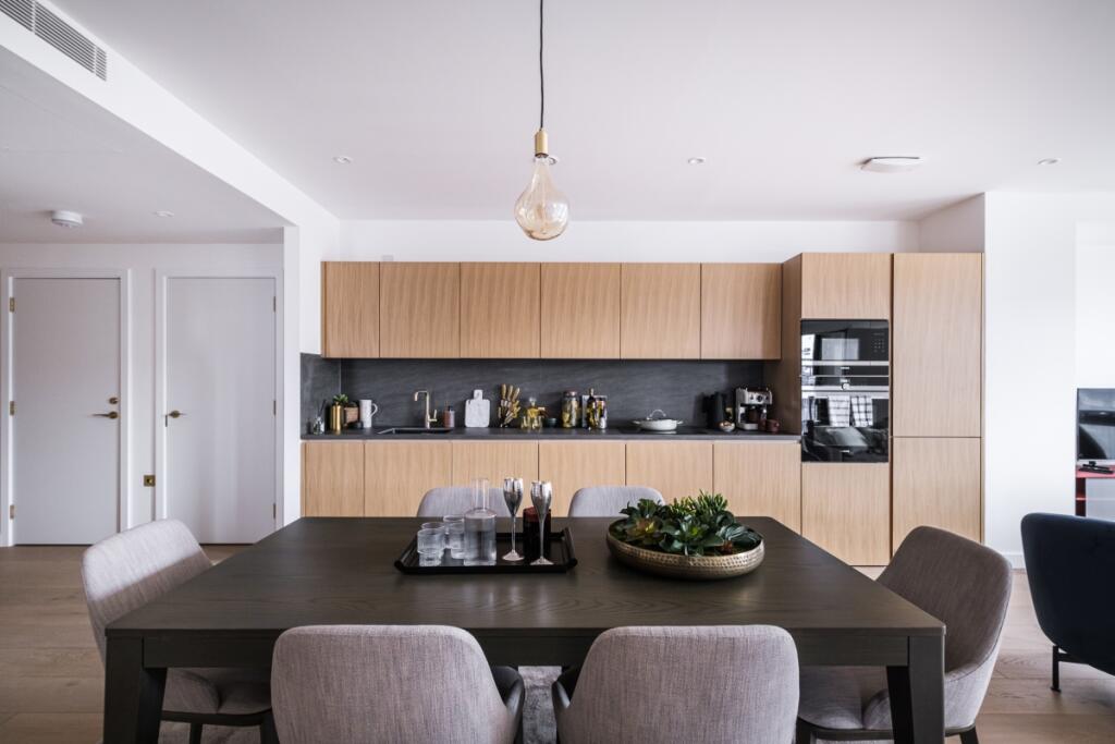 3 bed Apartment for rent in Camden Town. From Hamptons Lettings - City