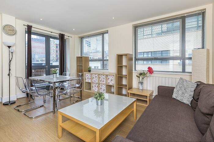 2 bed Apartment for rent in Stepney. From Hamptons Lettings - City 2 bed Apartment for rent in Stepney. From Hamptons Lettings - City