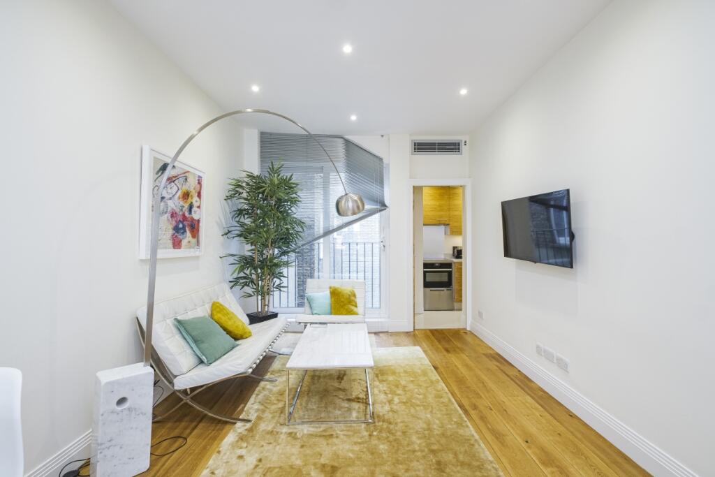 4 bed Apartment for rent in London. From Hamptons Lettings - City 4 bed Apartment for rent in London. From Hamptons Lettings - City