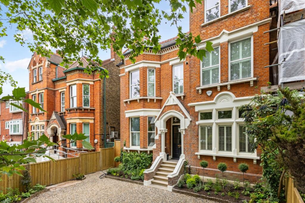 6 bed Detached for rent in Camberwell. From Hamptons - Dulwich 6 bed Detached for rent in Camberwell. From Hamptons - Dulwich
