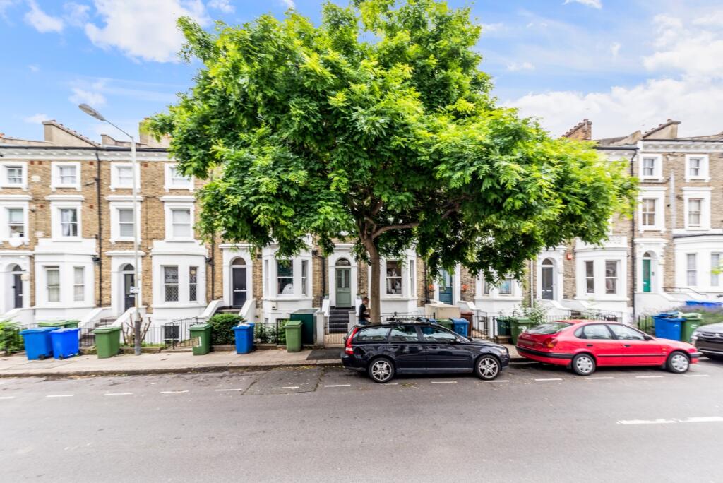 2 bed 1st Floor Flat for rent in Camberwell. From Hamptons - Dulwich 2 bed 1st Floor Flat for rent in Camberwell. From Hamptons - Dulwich