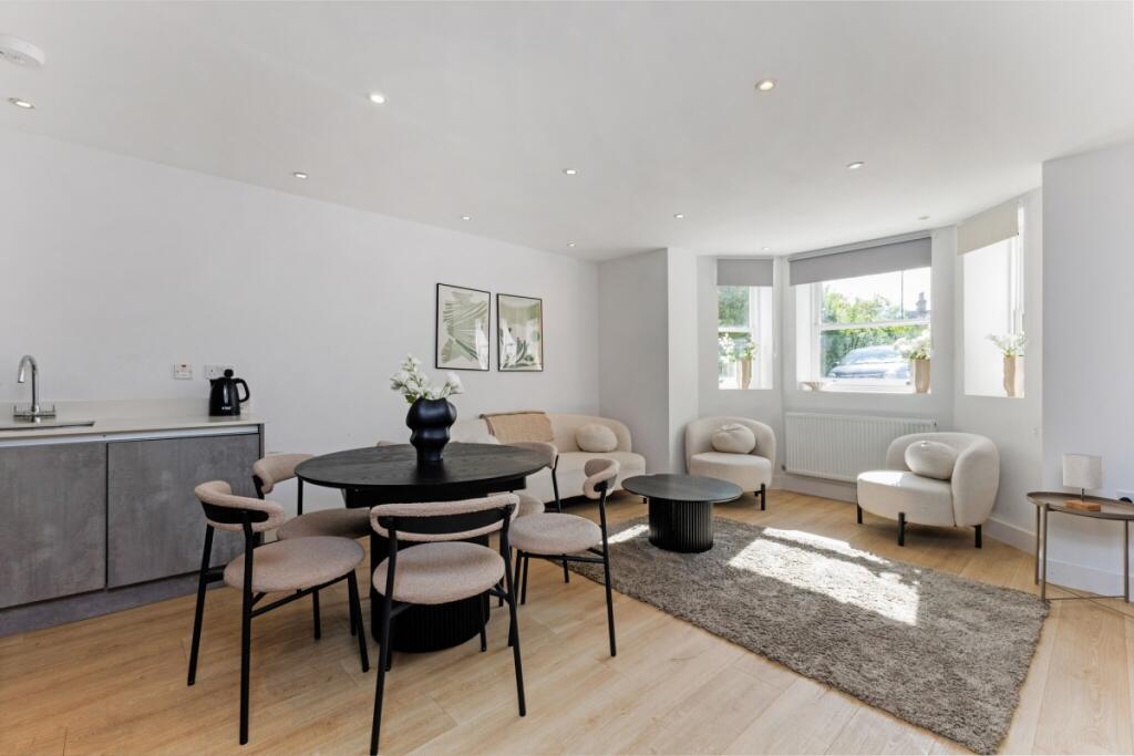3 bed 1st Floor Flat for rent in Streatham. From Hamptons - Dulwich 3 bed 1st Floor Flat for rent in Streatham. From Hamptons - Dulwich