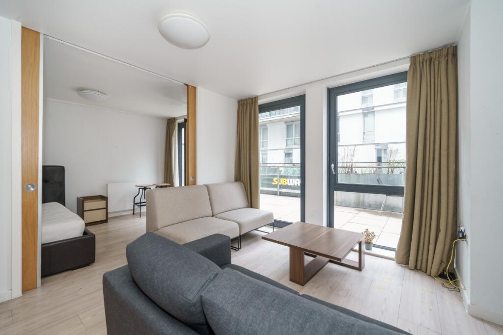 3 bed Duplex for rent in Wembley. From Hamptons - Ealing 3 bed Duplex for rent in Wembley. From Hamptons - Ealing