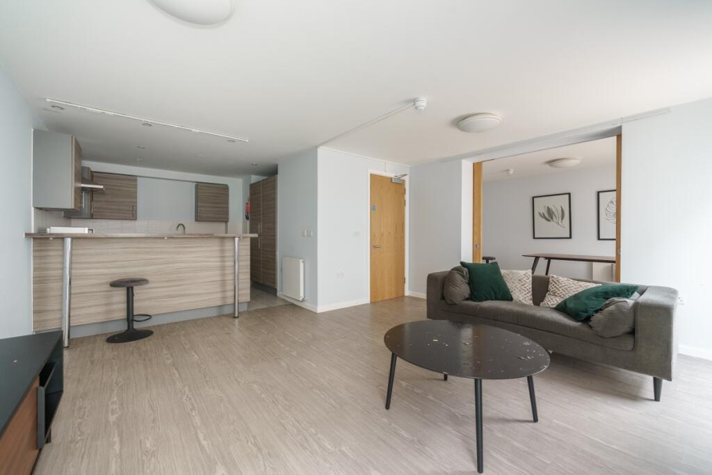 3 bed Duplex for rent in Wembley. From Hamptons - Ealing