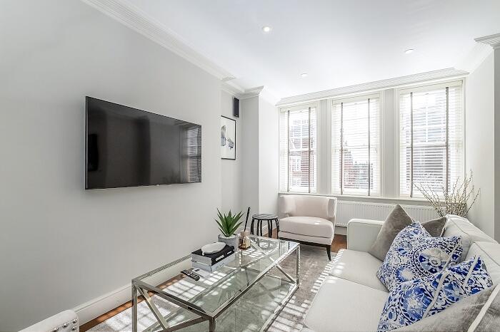 3 bed 1st Floor Flat for rent in London. From Hamptons - Ealing 3 bed 1st Floor Flat for rent in London. From Hamptons - Ealing
