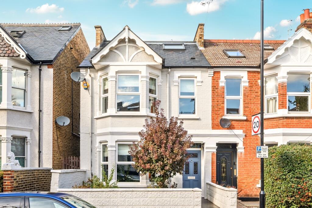 4 bed Semi Detached for rent in Greenford. From Hamptons - Ealing