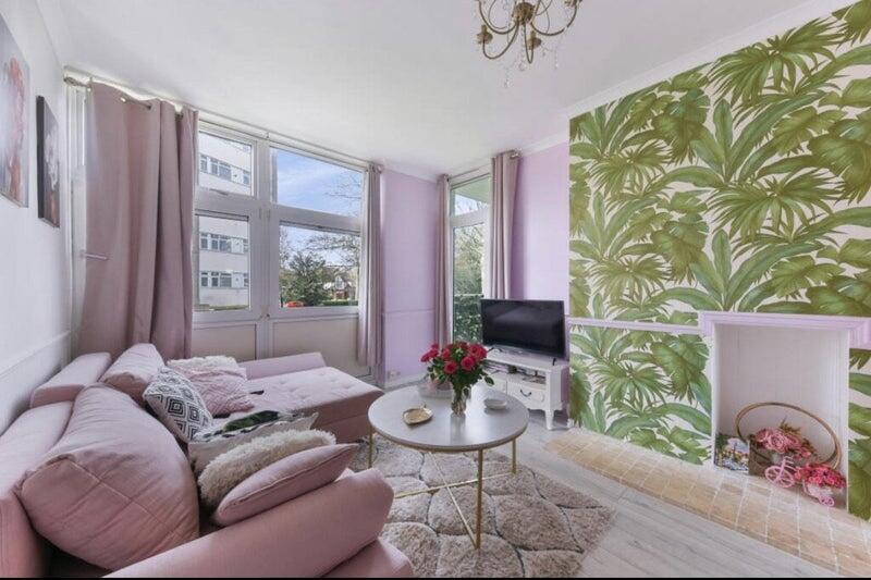 1 bed 1st Floor Flat for rent in Wimbledon. From Hamptons - Earlsfield & Southfields
