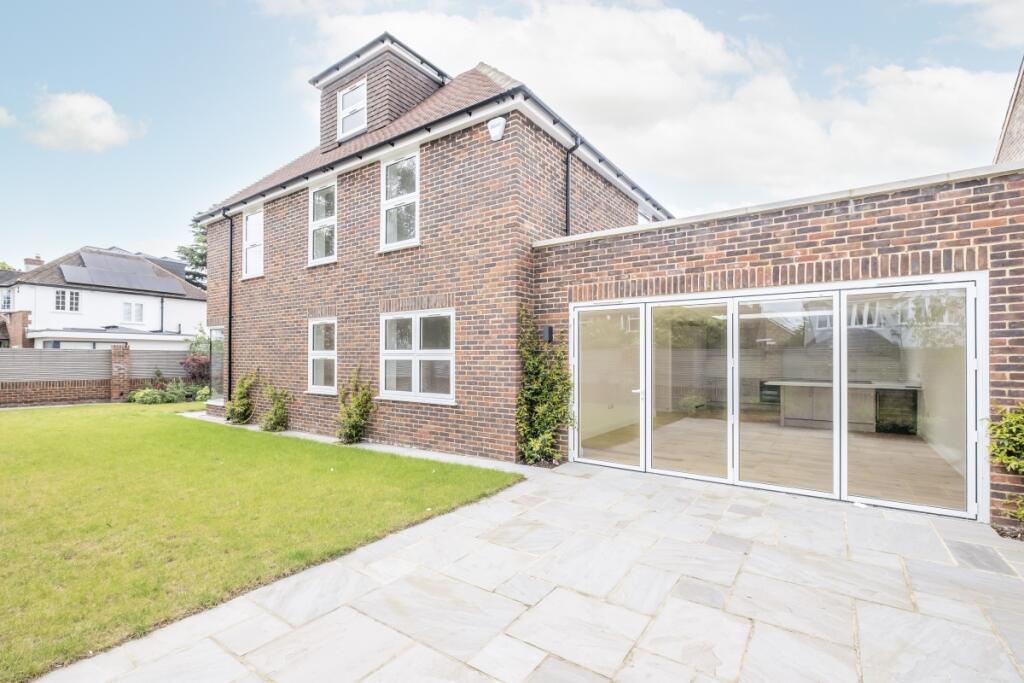 4 bed Detached for rent in Richmond. From Hamptons - East Sheen and Barnes 4 bed Detached for rent in Richmond. From Hamptons - East Sheen and Barnes