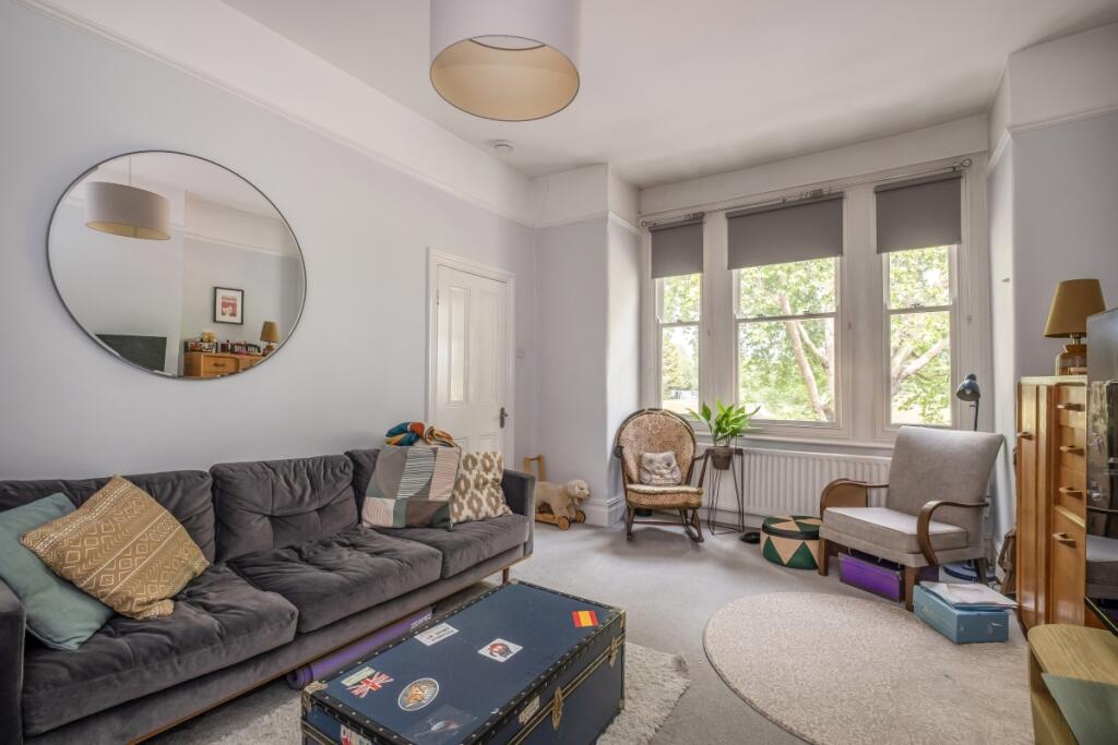 2 bed 1st Floor Flat for rent in Barnes. From Hamptons - East Sheen and Barnes