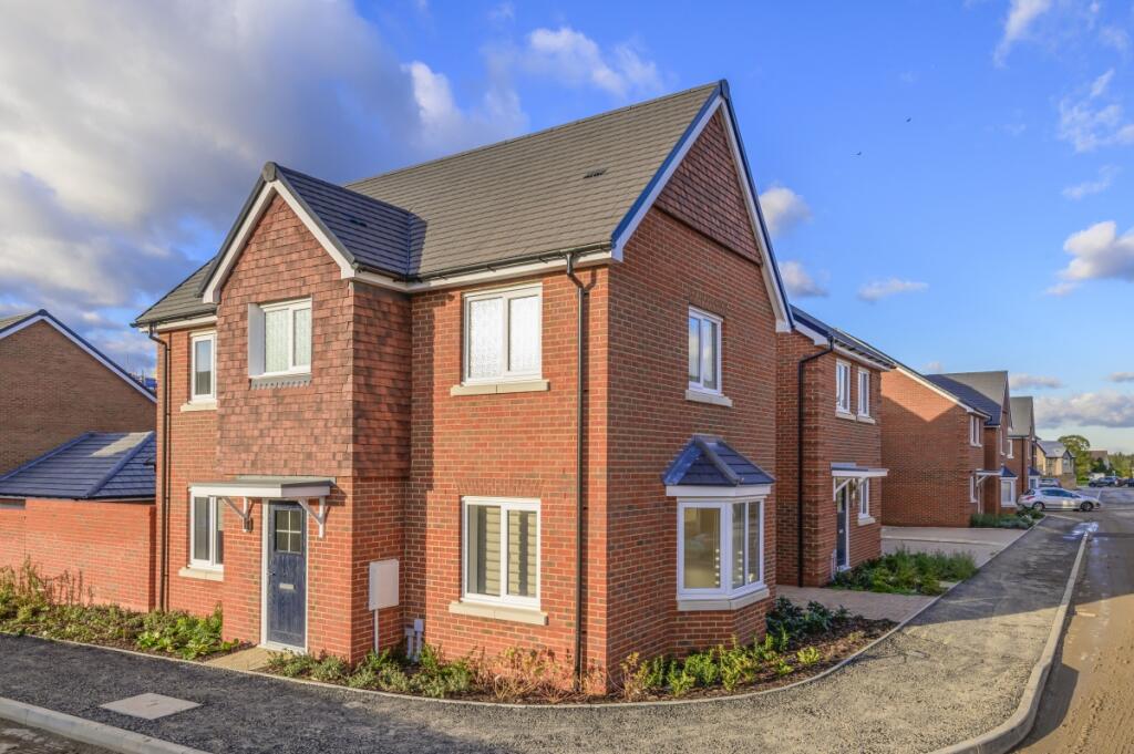 3 bed Detached for rent in Epsom. From Hamptons - Esher