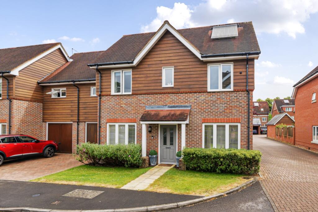 3 bed Semi Detached for rent in Leatherhead. From Hamptons - New Homes - Surrey New Homes