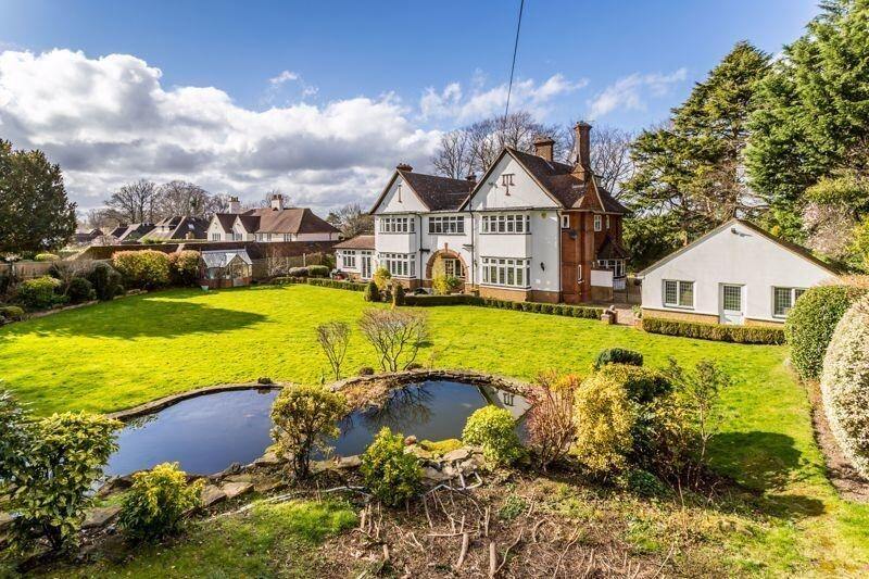 7 bed Detached for rent in Banstead. From Hamptons - New Homes - Surrey New Homes 7 bed Detached for rent in Banstead. From Hamptons - New Homes - Surrey New Homes
