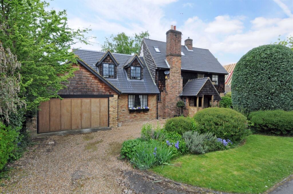 5 bed Detached for rent in Esher. From Hamptons - New Homes - Surrey New Homes