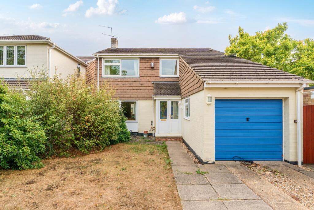 3 bed Detached for rent in Claygate. From Hamptons - New Homes - Surrey New Homes